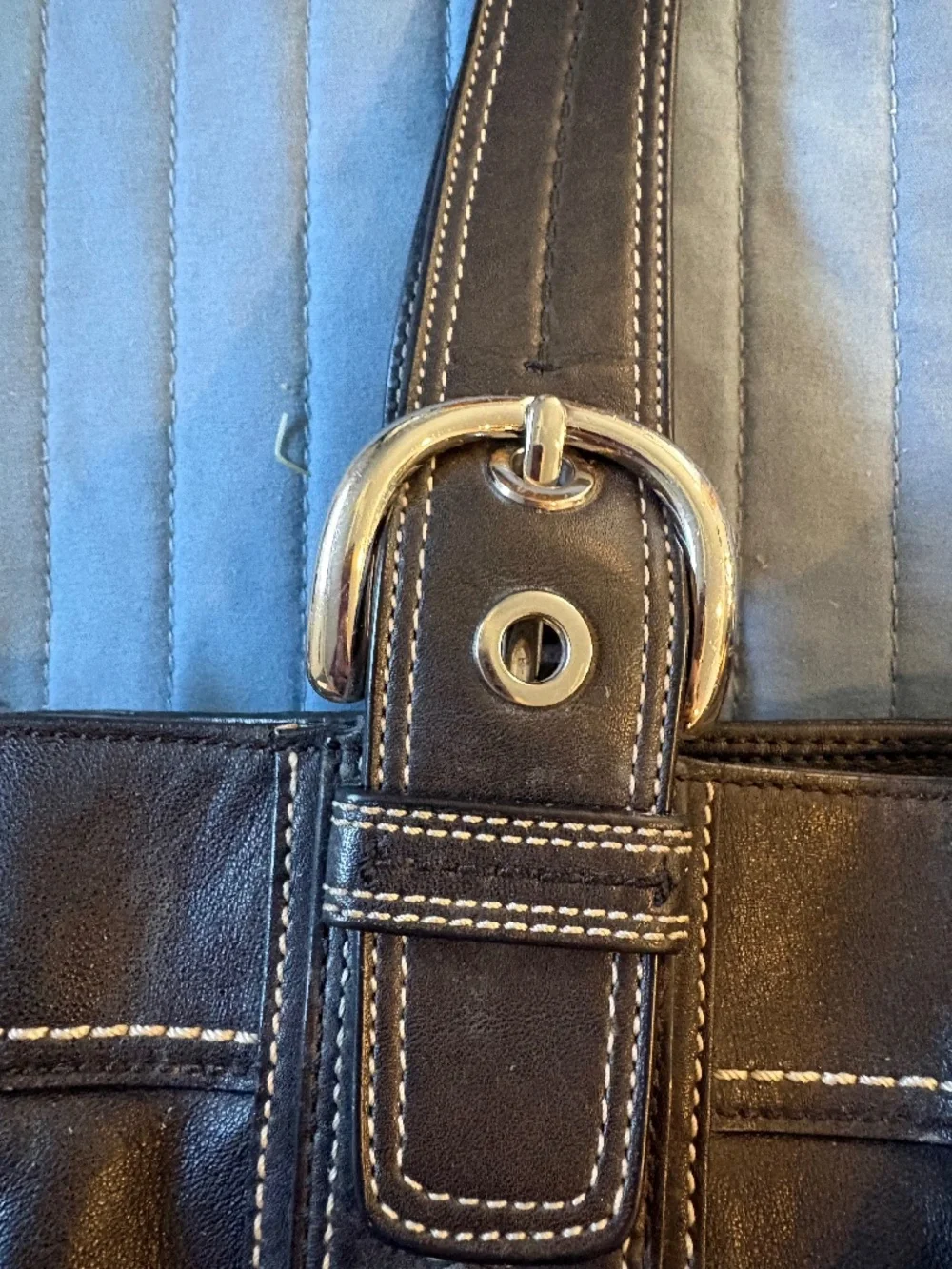 Coach Black Leather Soho Y2K bag